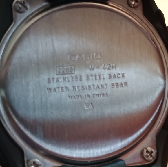 X Casio Alarm Chrono Illuminator 39mm silver case, black wrist band Illumina - Picture 7 of 12